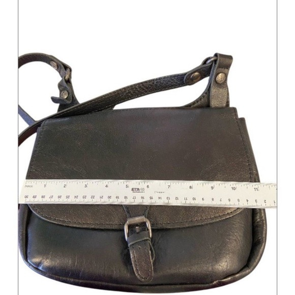 Patricia Nash “London” Saddle ag Crossbody - Picture 6 of 9